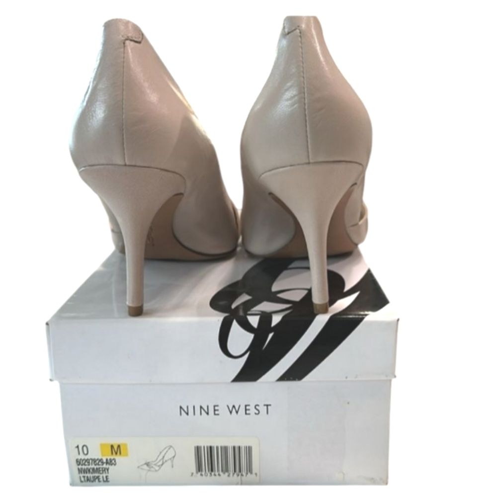 NINE WEST Taupe Heels - Picture 3 of 4